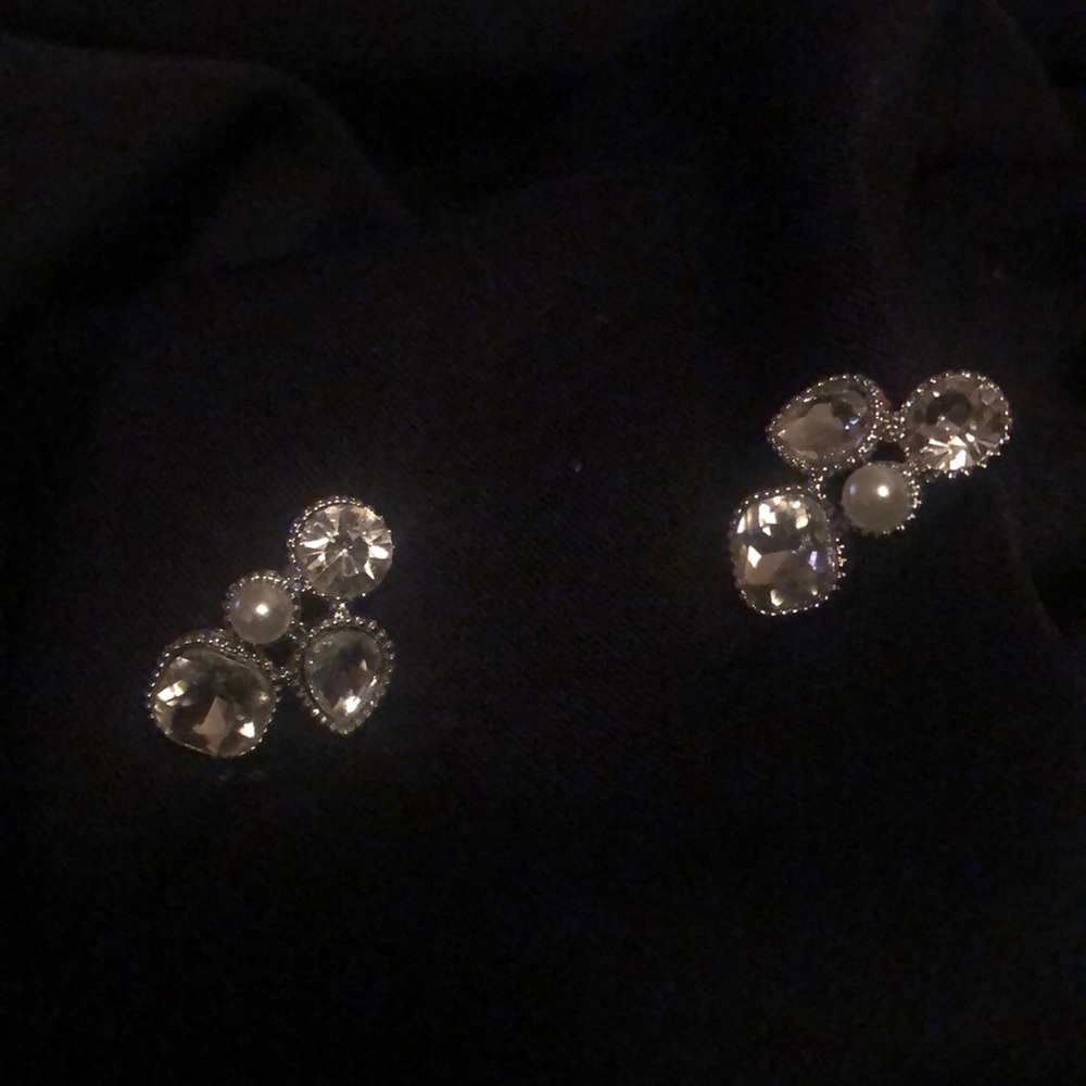 Earrings - Picture 3 of 3